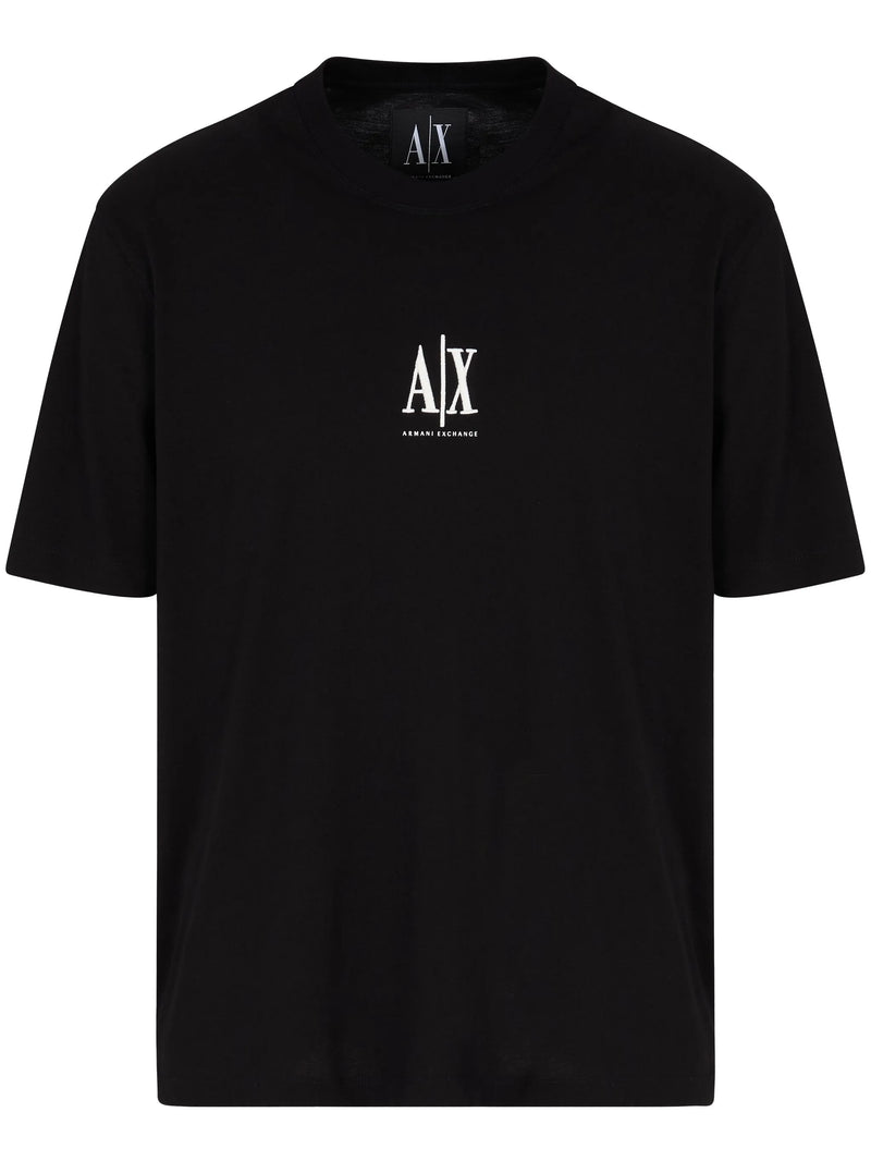 Camiseta AX com logo bordado