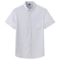Camisa masculina com fechamento em botões e manga curta, modelagem que se adapta em qualquer corpo.