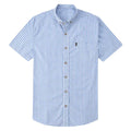 Camisa masculina com fechamento em botões e manga curta, modelagem que se adapta em qualquer corpo.