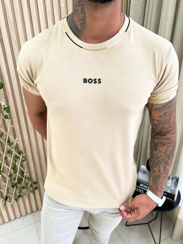 CAMISETA BOSS DETALHES EM NUDE - NUDE