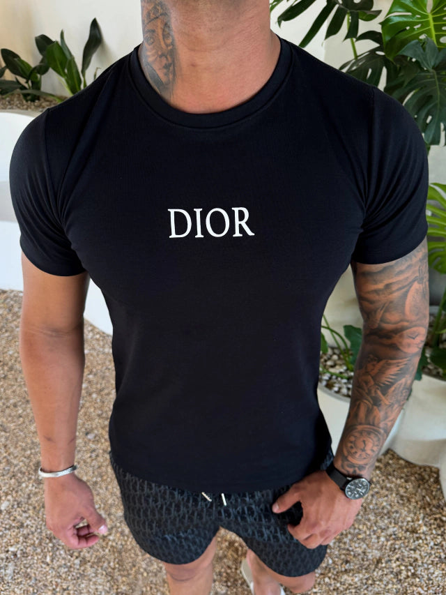 CAMISETA DIOR NOME CENTRAL - PRETA