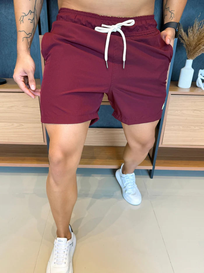 Short Ralph. Vinho Logo Amarelo